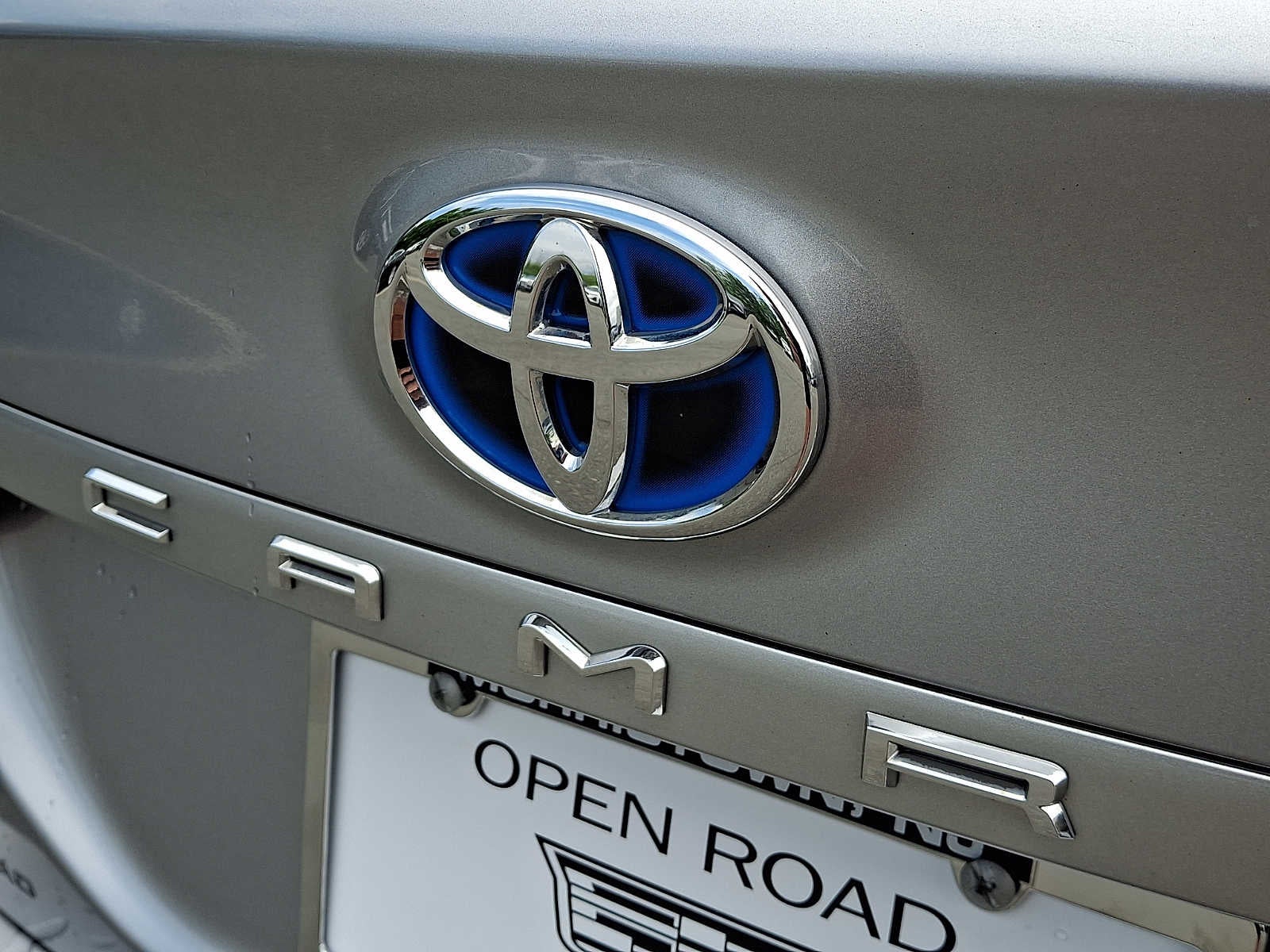 2023 Toyota Camry Hybrid XLE