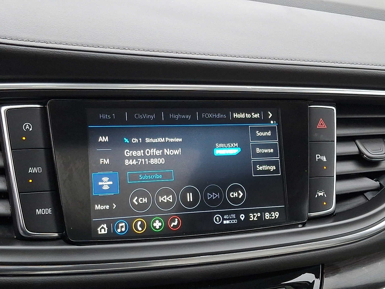 2024 Buick Enclave Essence