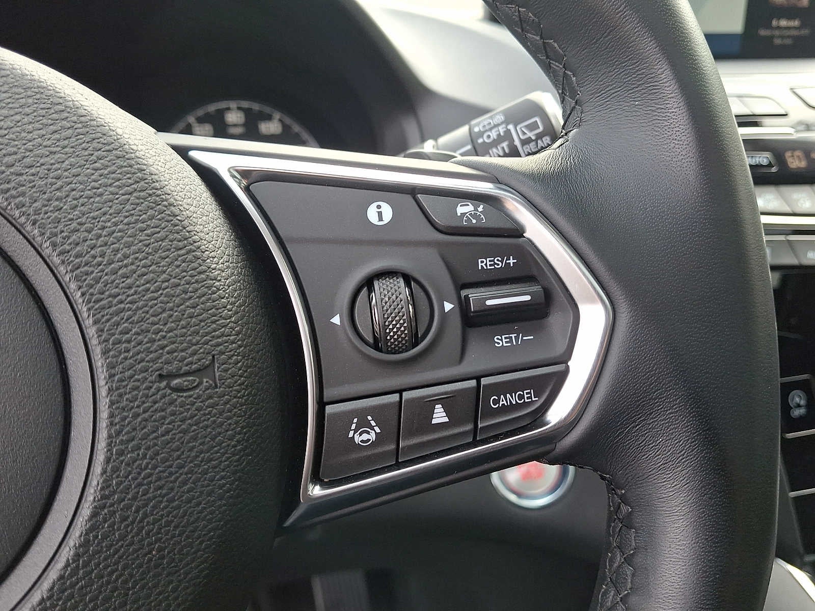 2024 Acura RDX w/Technology Package