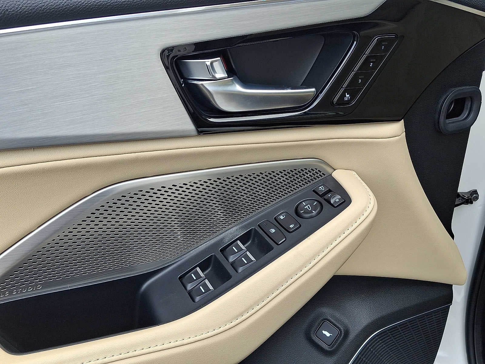 2024 Acura MDX w/Technology Package