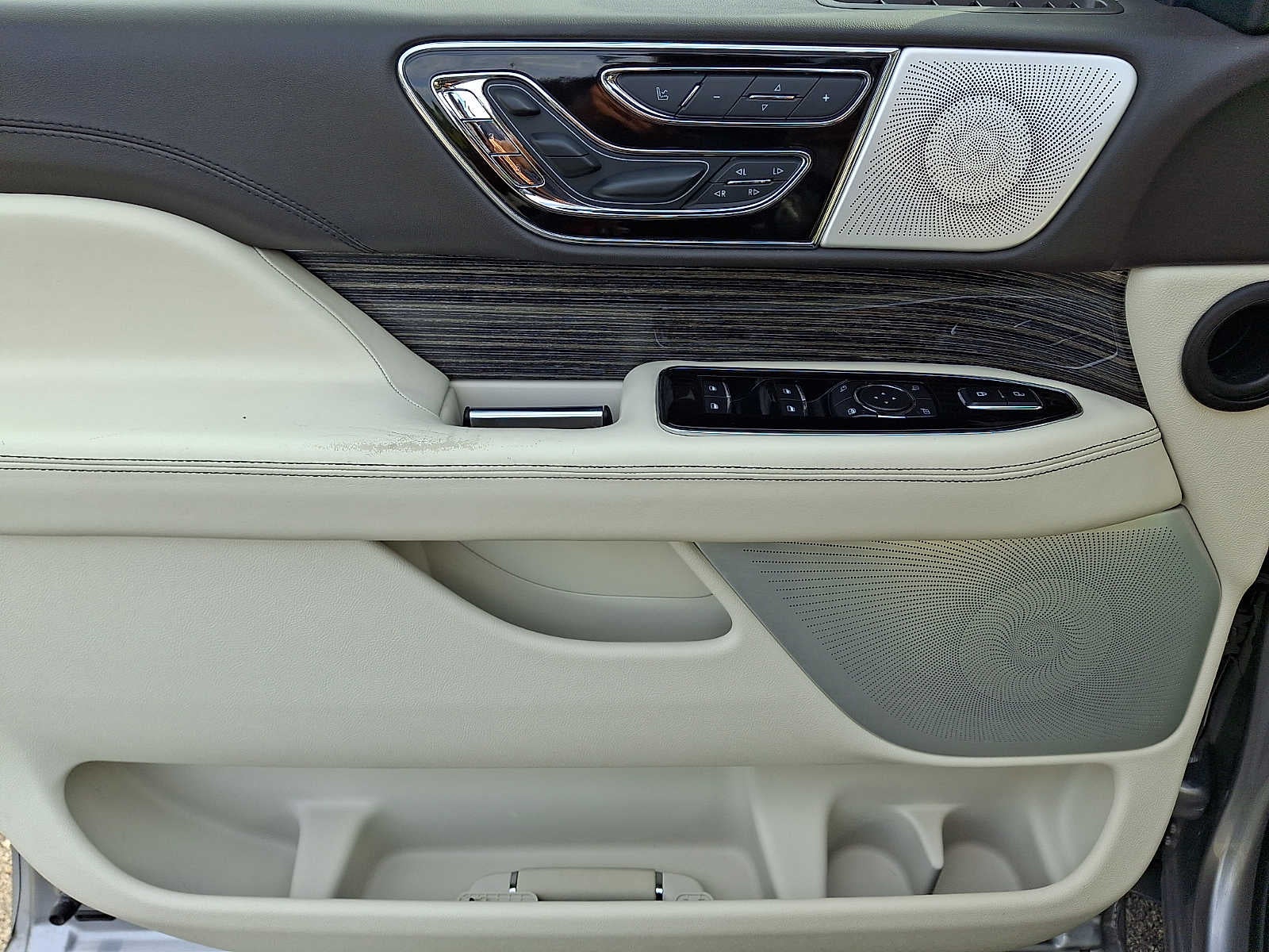 2021 Lincoln Navigator L Black Label