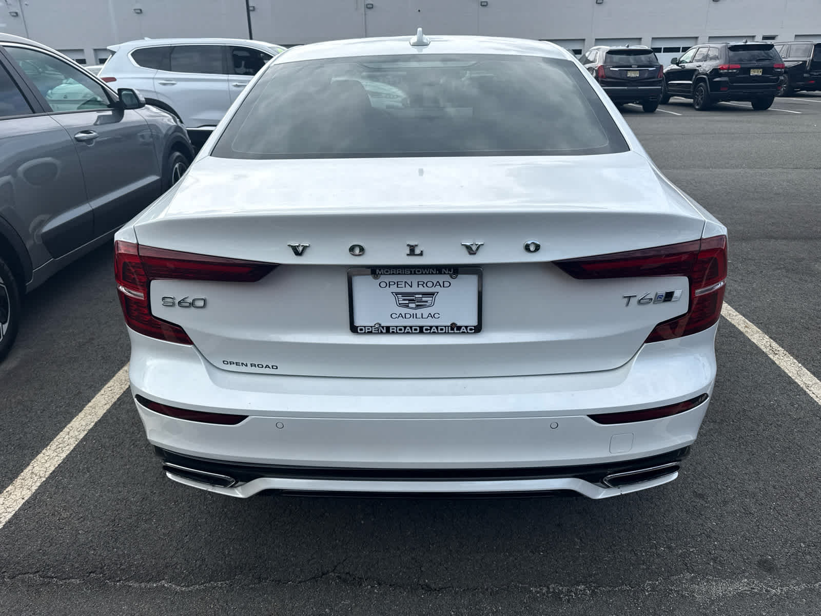 2019 Volvo S60 R-Design