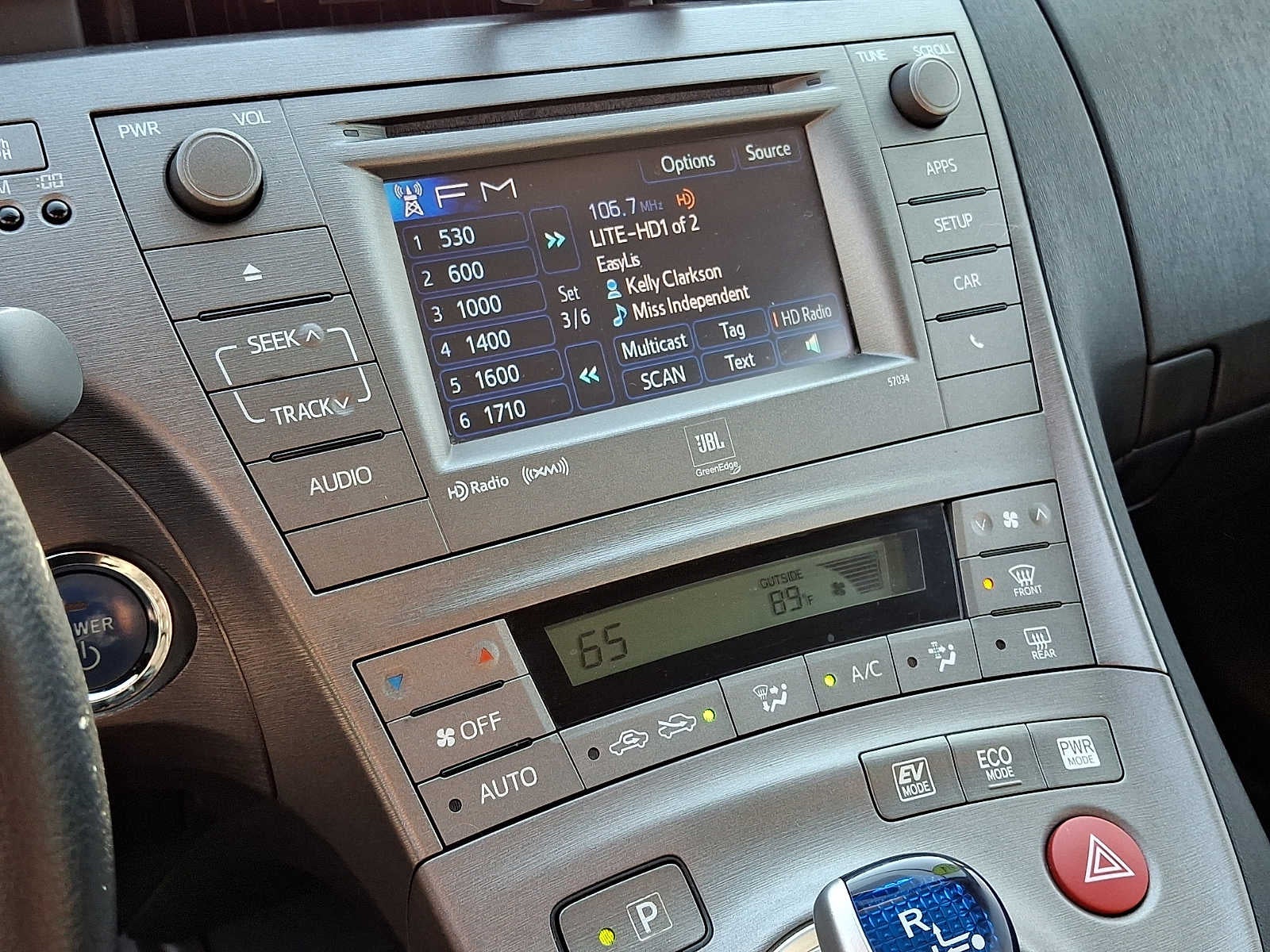 2014 Toyota Prius Four
