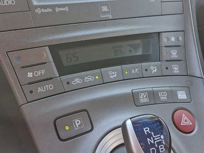2014 Toyota Prius Four