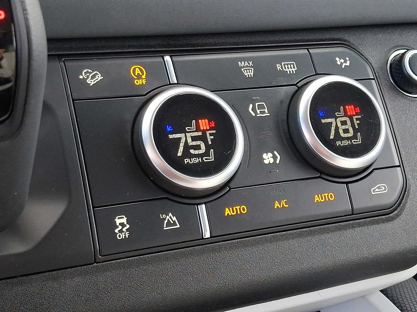 2025 Land Rover Defender S