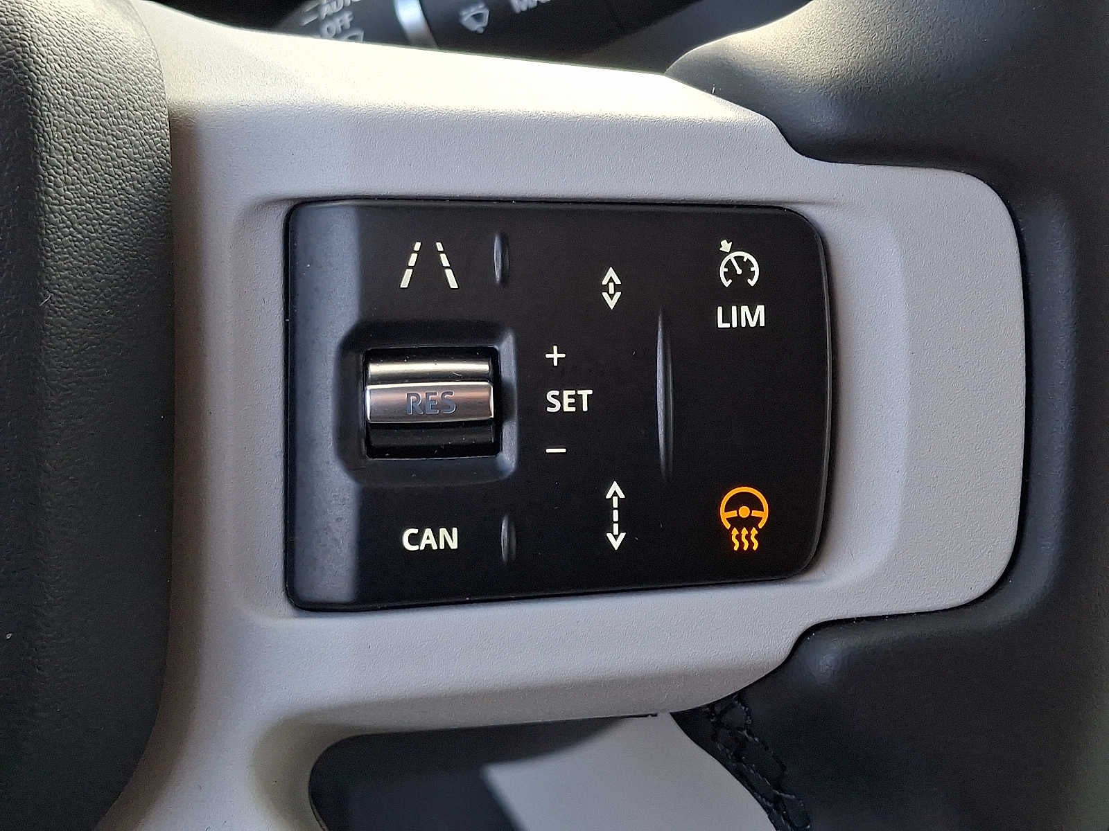 2025 Land Rover Defender S