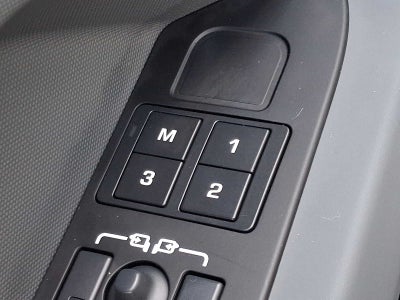 2025 Land Rover Defender S