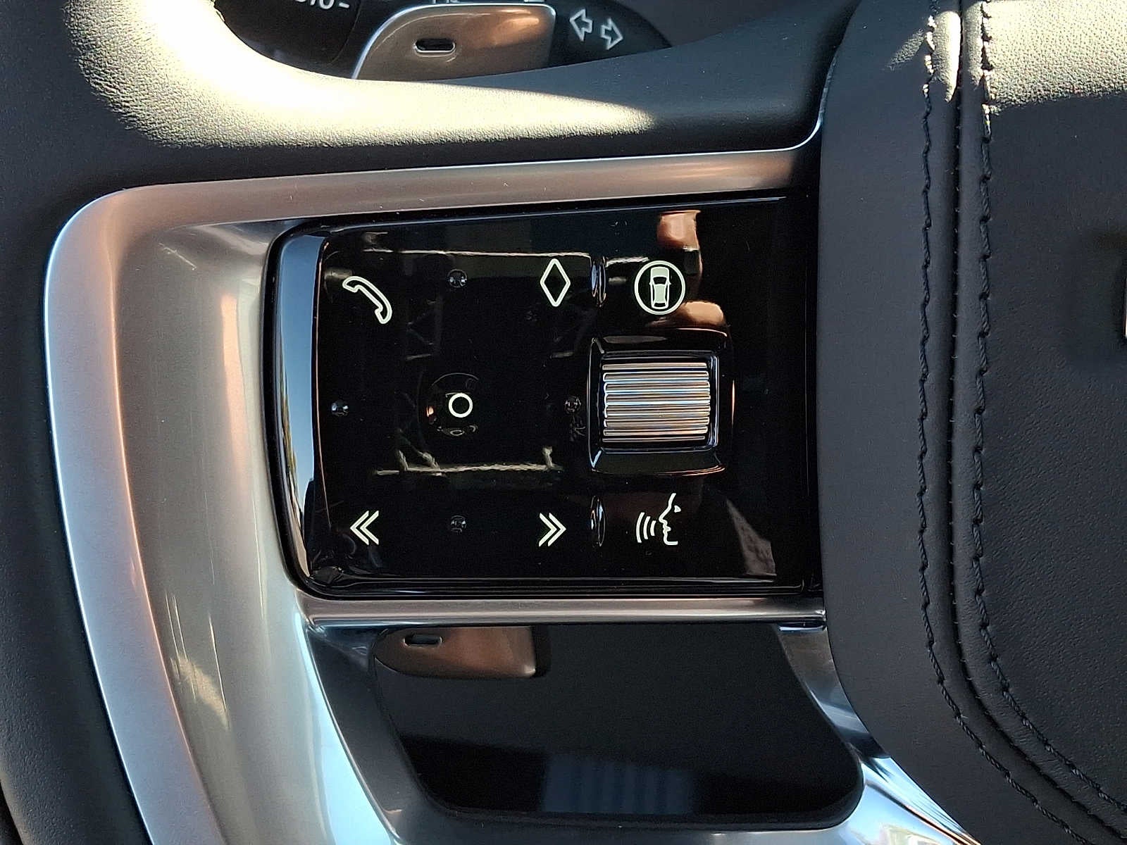 2026 Land Rover Range Rover SE