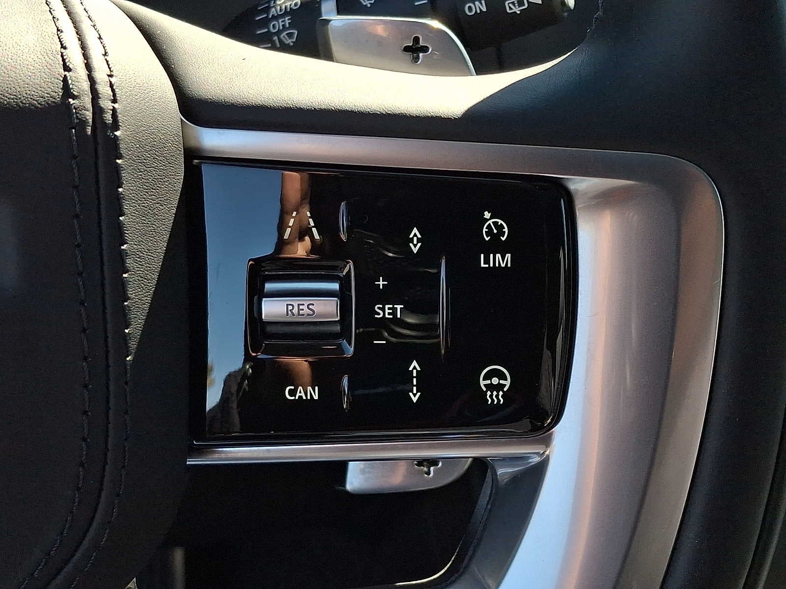 2026 Land Rover Range Rover SE