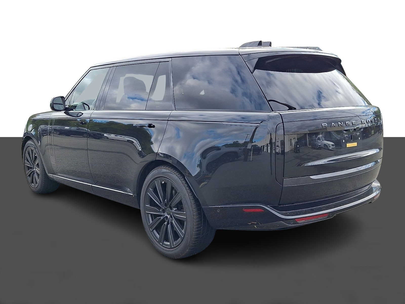 2026 Land Rover Range Rover SE