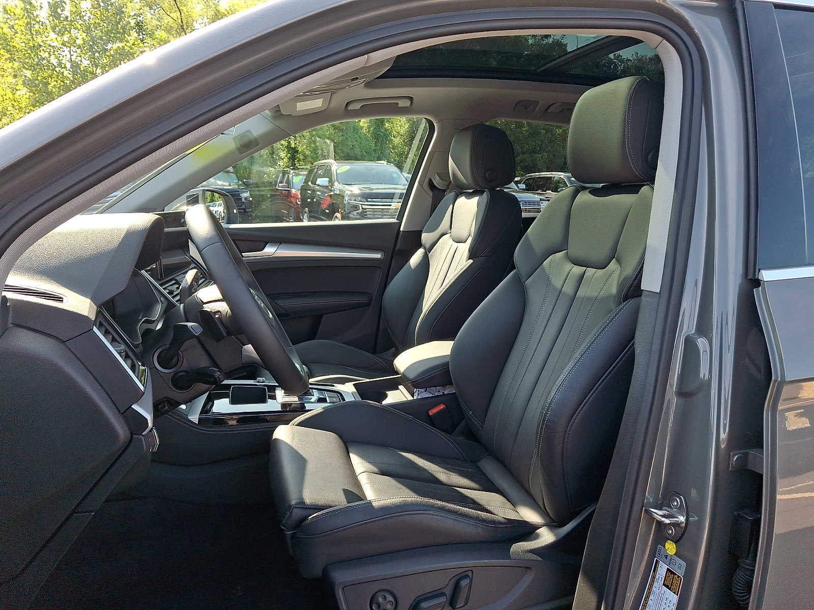 2024 Audi Q5 S line Premium Plus