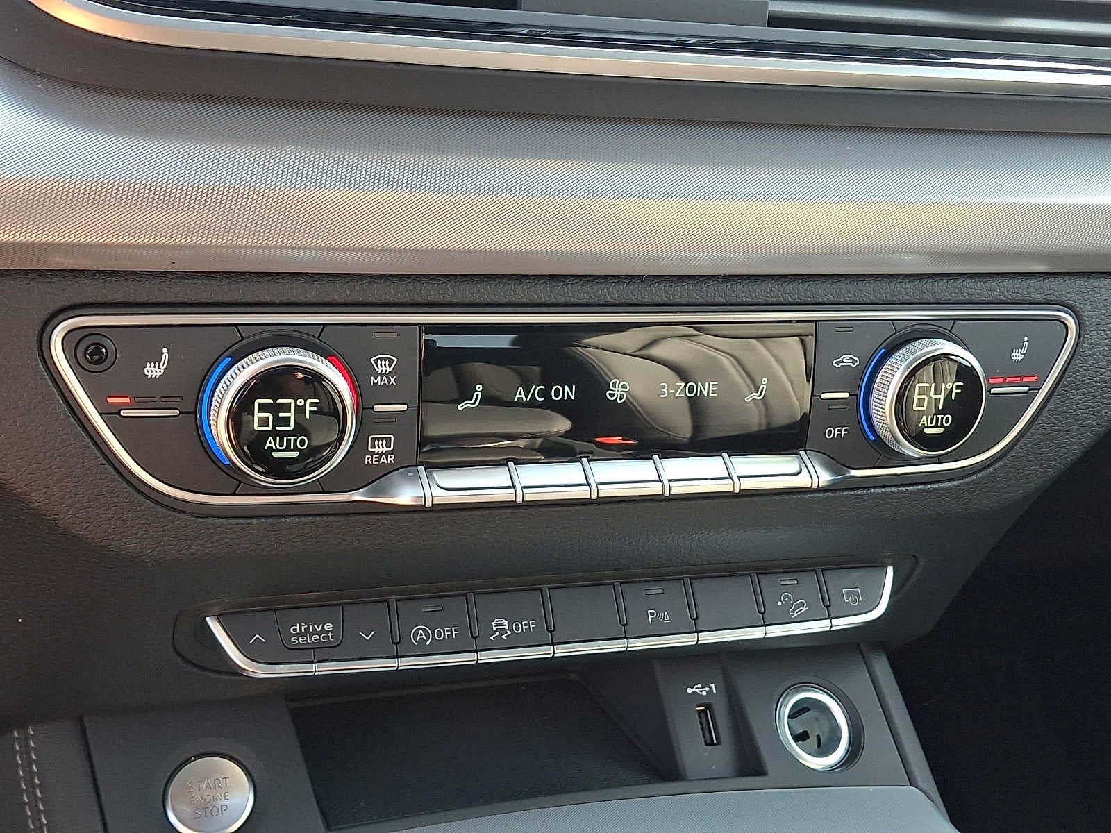 2024 Audi Q5 S line Premium Plus