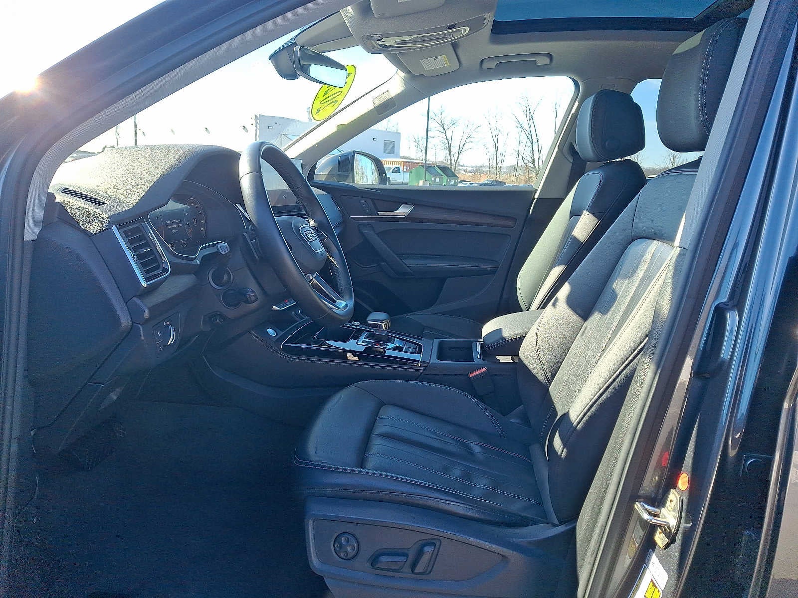 2022 Audi Q5 S line Premium Plus