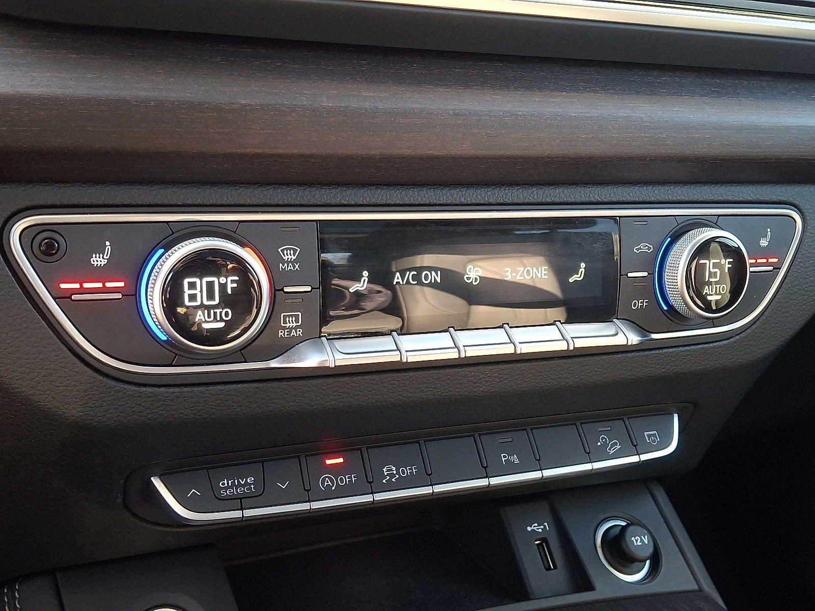 2022 Audi Q5 S line Premium Plus