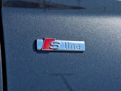 2022 Audi Q5 S line Premium Plus