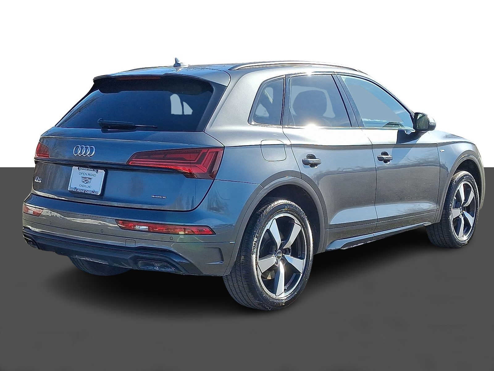 2022 Audi Q5 S line Premium Plus
