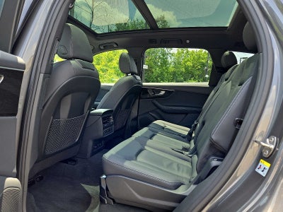 2025 Audi Q7 Premium Plus