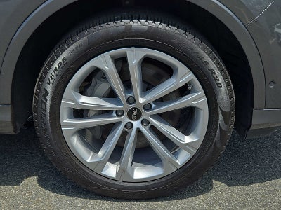 2025 Audi Q7 Premium Plus