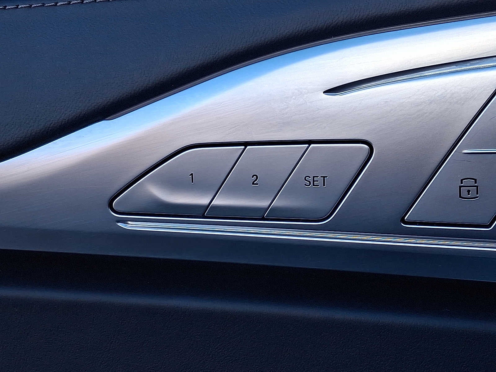 2022 BMW 8 Series 840i