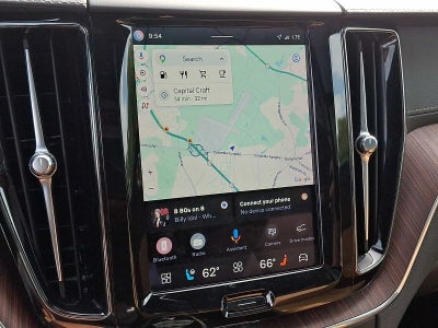 2023 Volvo XC60 Ultimate Dark Theme