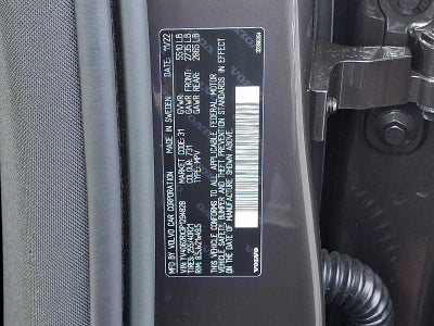 2023 Volvo XC60 Ultimate Dark Theme