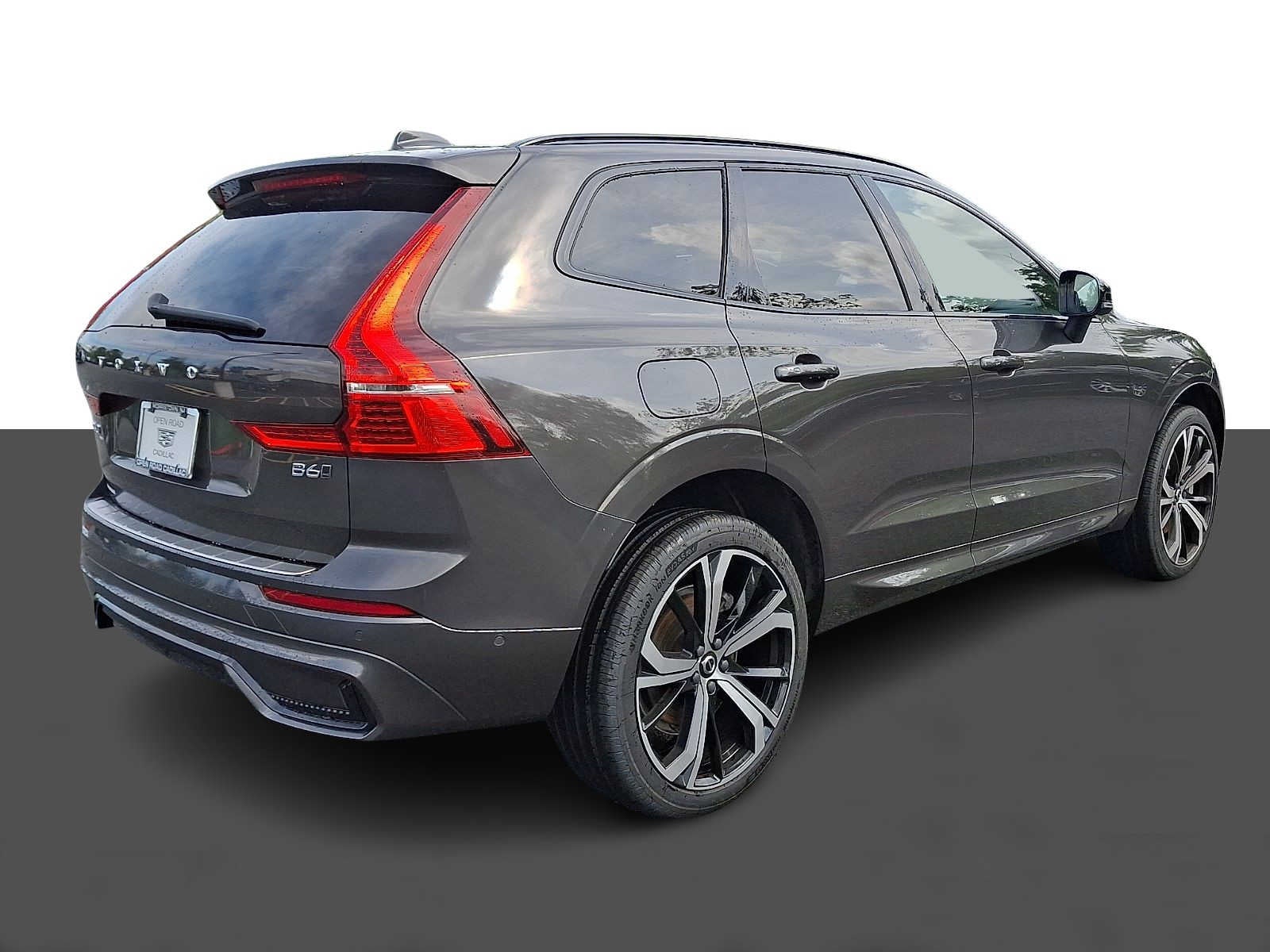 2023 Volvo XC60 Ultimate Dark Theme
