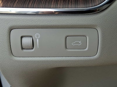 2022 Volvo XC60 Momentum