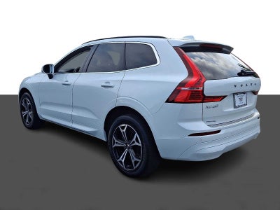2022 Volvo XC60 Momentum