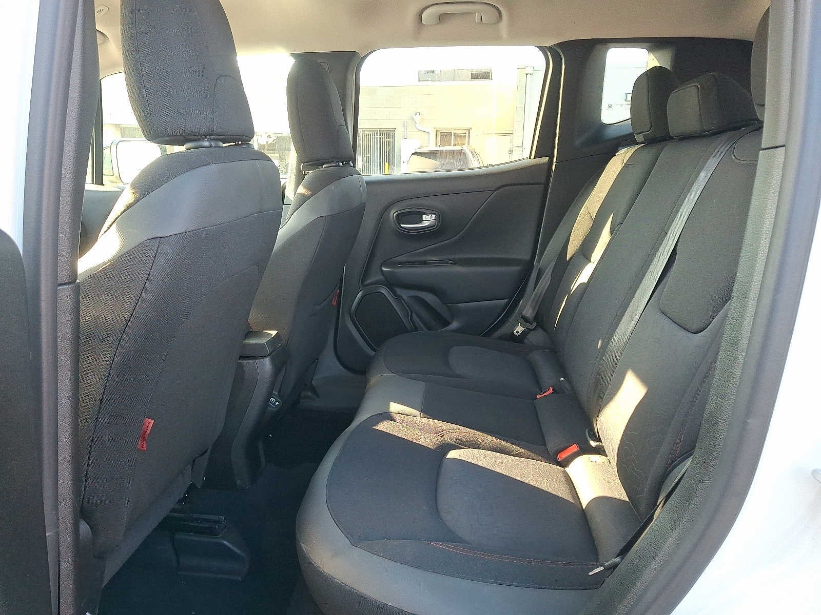 2023 Jeep Renegade Trailhawk